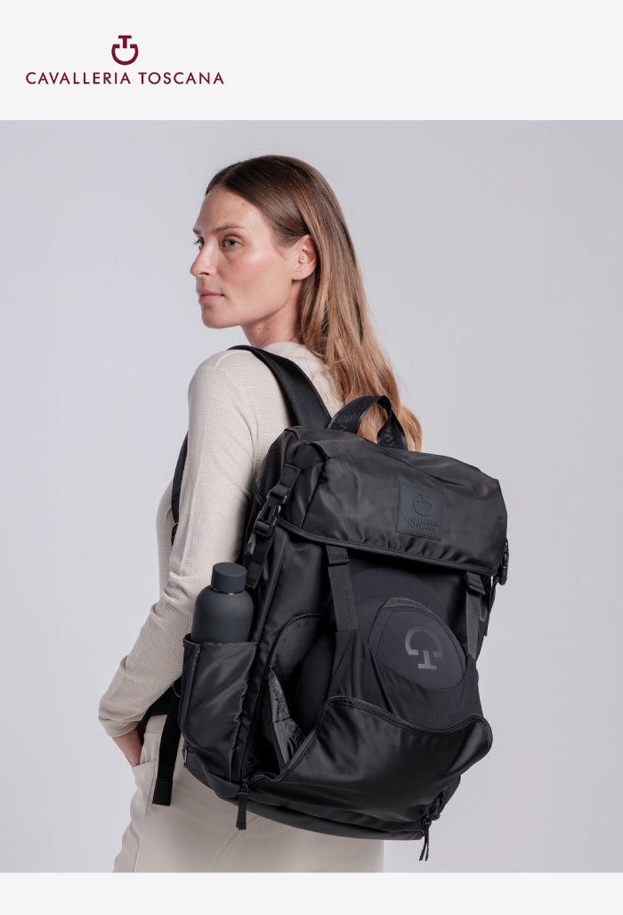Cavalleria Toscana - Rucksack mit Helmhalterung CT
